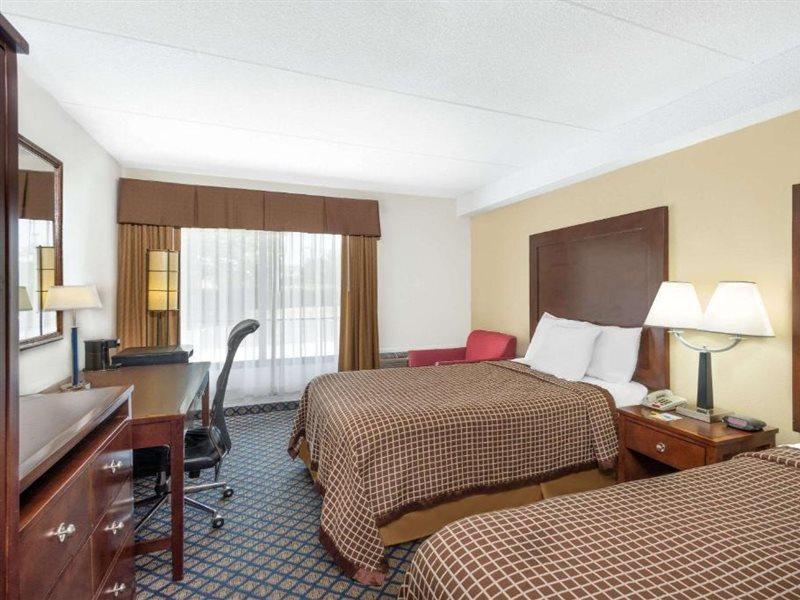 Days Inn By Wyndham Geneva/Finger Lakes Exterior foto