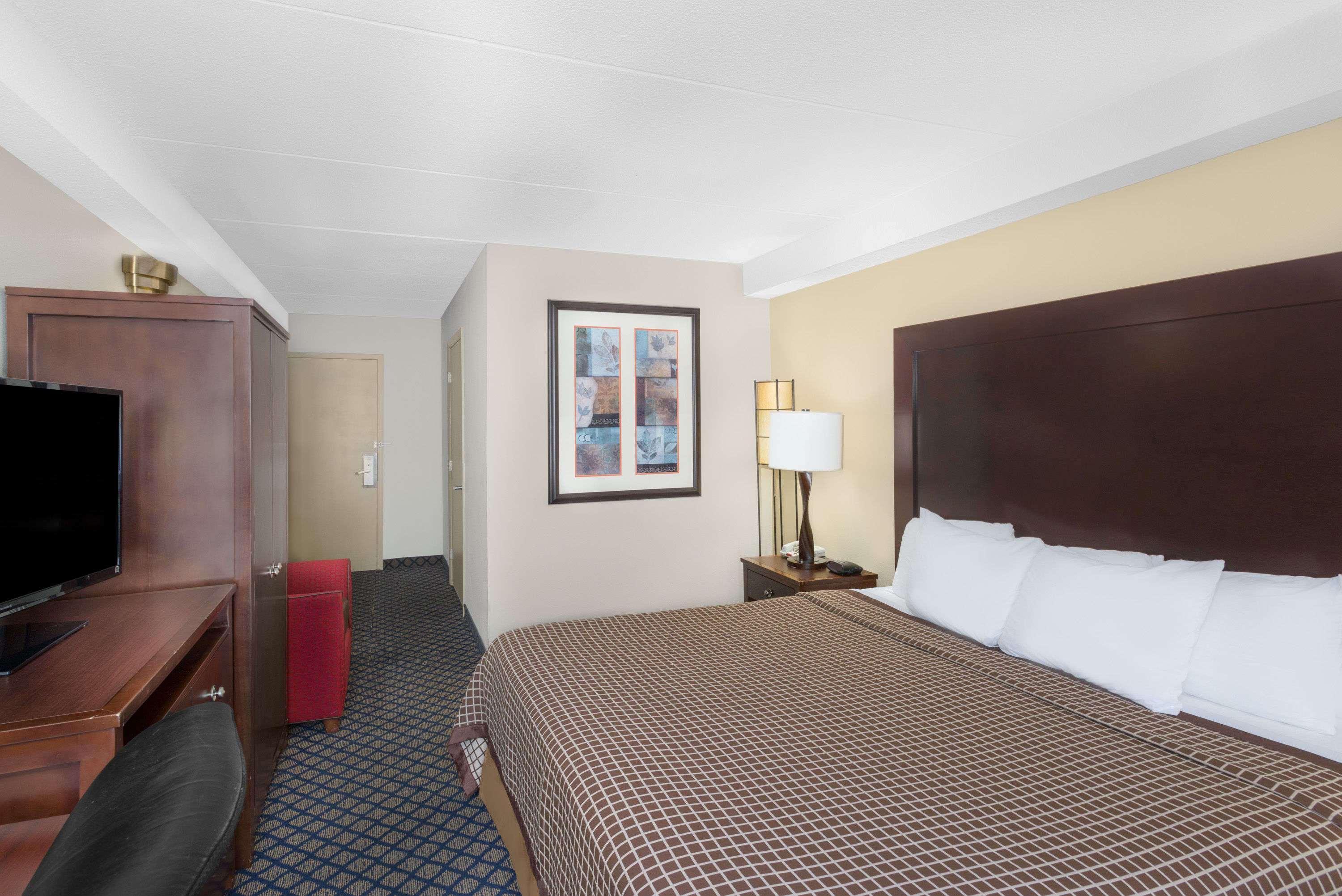 Days Inn By Wyndham Geneva/Finger Lakes Exterior foto