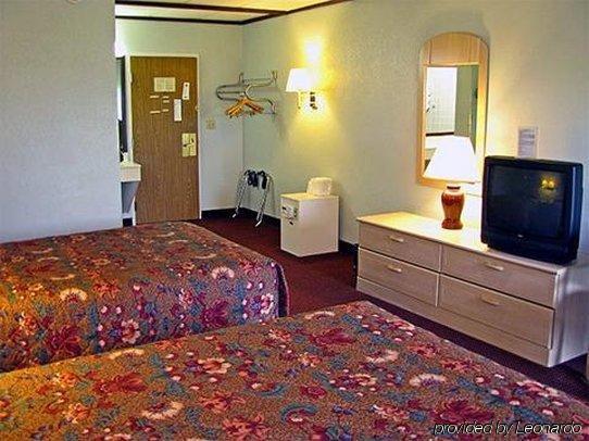 Days Inn By Wyndham Geneva/Finger Lakes Habitación foto